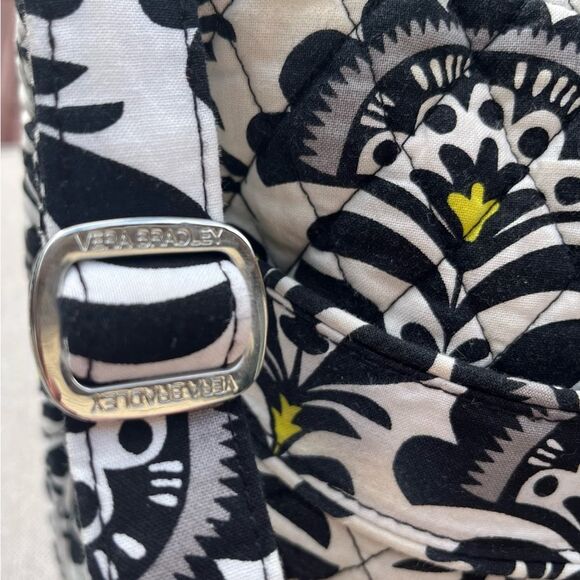 Vera Bradley, black&white w/neon yellow petals crossbody purse,adjustable handle - Picture 7 of 14